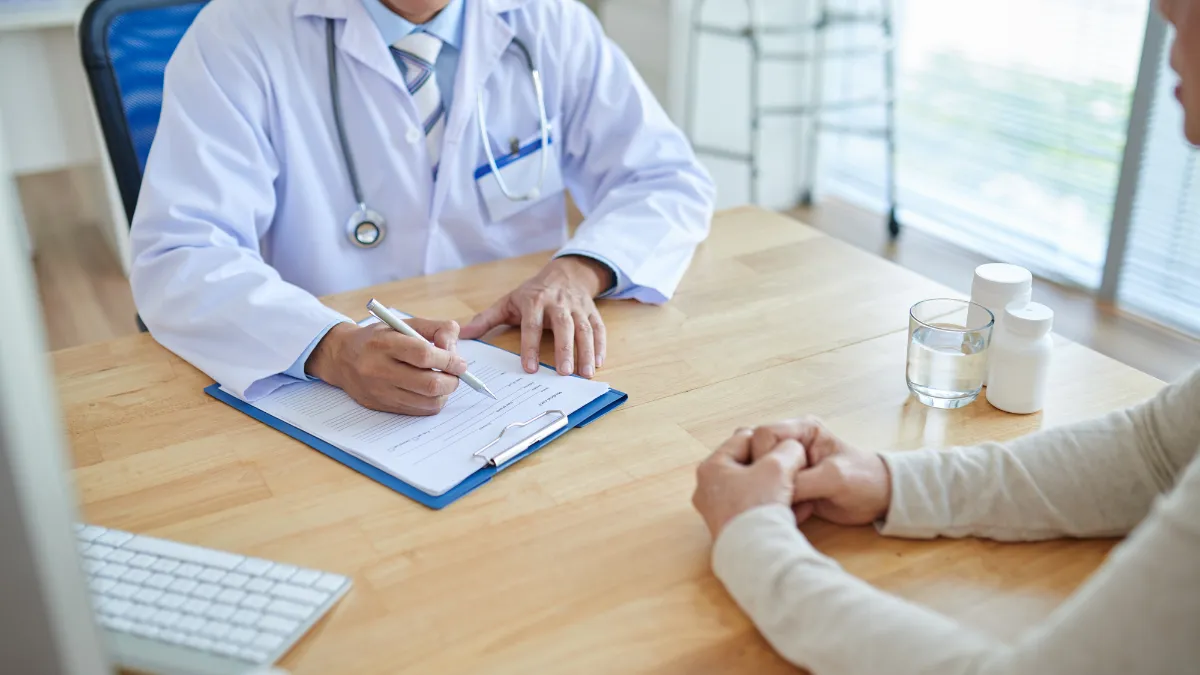 Consulta médica de especialidad