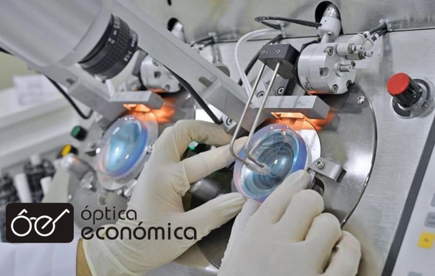 LABORATORIO OPTICO  DE ÚLTIMA TECNOLOGÍA